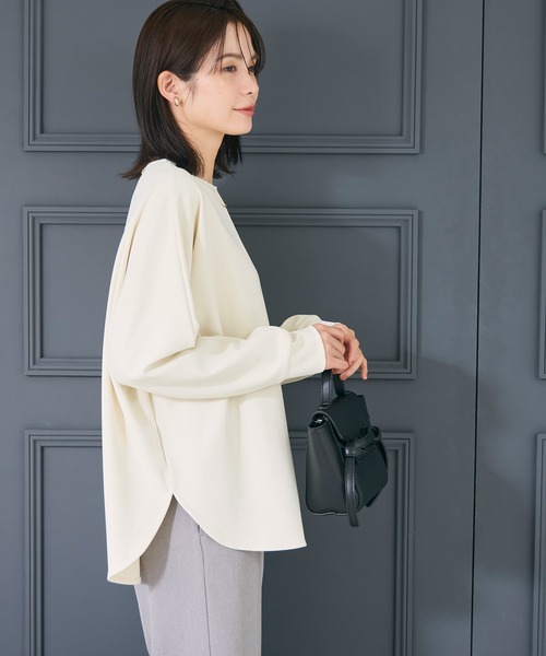 coca(coca)(コカ)の「スムースドルマンプルオーバー| セレモニー オフィス ママスーツ フォーマルウェア スーツ 卒業式(Tシャツ/カットソー・レディース・アイボリー/ネイビー・L/M/S)」の7枚目の写真
