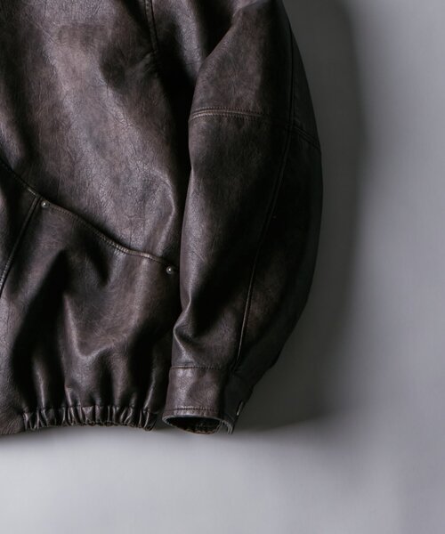 WHO'S WHO gallery(フーズフーギャラリー)の「ヴィンテージライクレザースタンドカラーブルゾン(ブルゾン・レディース・ブラウン/ブラック・FREE)」の16枚目の写真