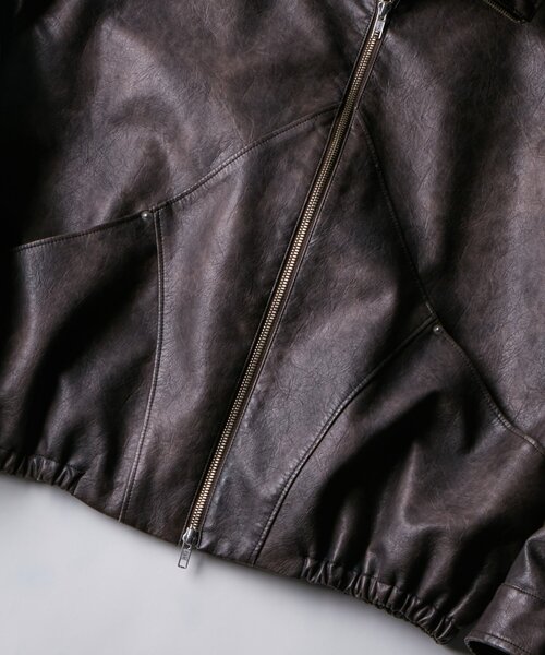 WHO'S WHO gallery(フーズフーギャラリー)の「ヴィンテージライクレザースタンドカラーブルゾン(ブルゾン・レディース・ブラウン/ブラック・FREE)」の17枚目の写真