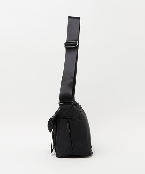 Steven Alan(スティーブンアラン)の「<AMIACALVA>MESSENGER BAG/ショルダーバッグ(メッセンジャーバッグ・レディース・ブラック・FREE)」の2枚目の写真