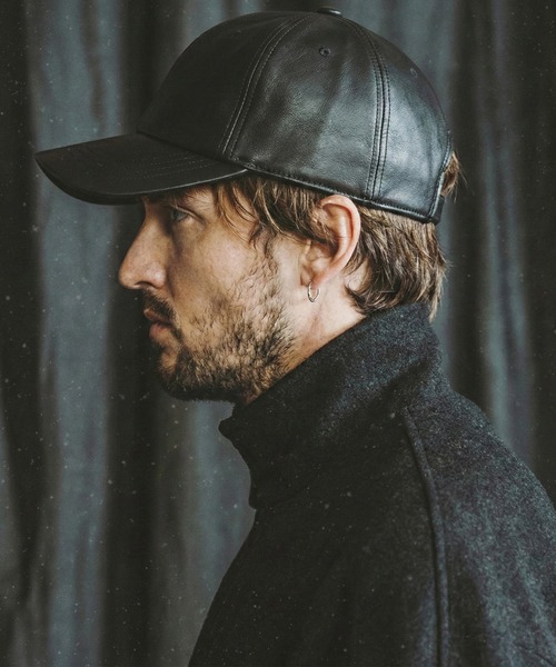 NO ID.（ノーアイディ）の「【NO ID.】Synthetic Leather 6-Panel Cap / シンセティックレザー 6パネル キャップ（キャップ・メンズ・ブラック・ONE SIZE）」の6枚目の写真