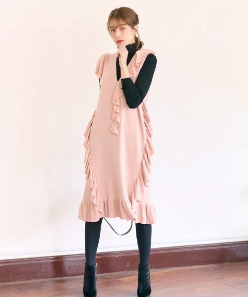 Chesty（チェスティー）の「フリルニットジャンパースカート（ジャンパースカート・レディース・ブラック/ピンク/グレー・1/0）」の14枚目の写真