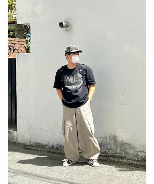eastserviceshop(イーストサービスショップ)の「Maximal Ballon Cargo Pants - D/Beige(その他パンツ・レディース・その他・46/48/50)」の15枚目の写真