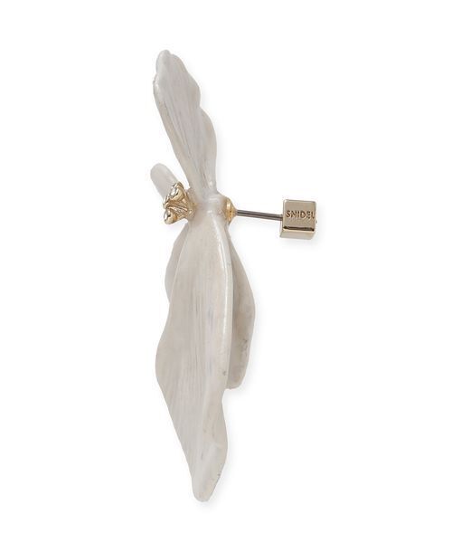 SNIDEL(スナイデル)の「ブルームピアス(ピアス(両耳用)・レディース・アイボリー/ゴールド・F)」の5枚目の写真