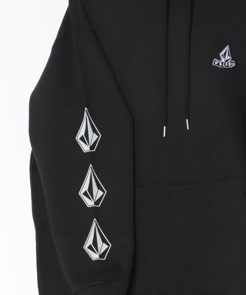 VOLCOM(ボルコム)の「VOLCOM メンズ One Point LOGO Basic パーカー 【2026年春夏モデル】(パーカー・メンズ・ブラック/グレー・SMALL/MEDIUM/X-LARGE/LARGE)」の4枚目の写真