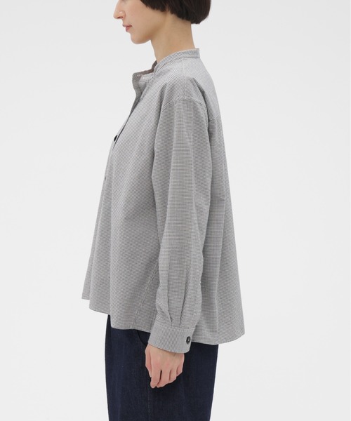 MHL.(エムエイチエル)の「TINY GINGHAM COTTON(シャツ/ブラウス・レディース・ブラック/ホワイト・3/2/1)」の7枚目の写真