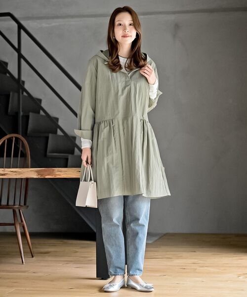 rps(アールピーエス)の「ナイロンフードワンピース(ワンピース・レディース・ベージュ/ネイビー/ライトカーキ・フリー)」の10枚目の写真