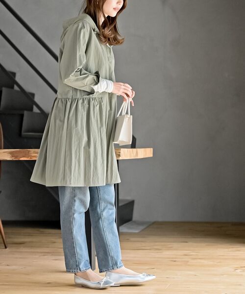 rps(アールピーエス)の「ナイロンフードワンピース(ワンピース・レディース・ベージュ/ネイビー/ライトカーキ・フリー)」の13枚目の写真