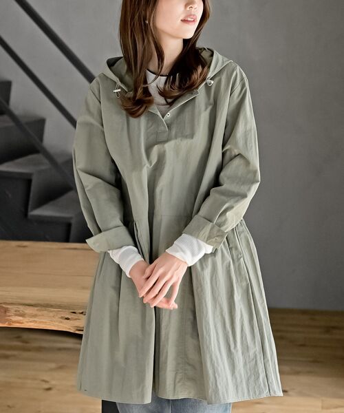 rps(アールピーエス)の「ナイロンフードワンピース(ワンピース・レディース・ベージュ/ネイビー/ライトカーキ・フリー)」の14枚目の写真