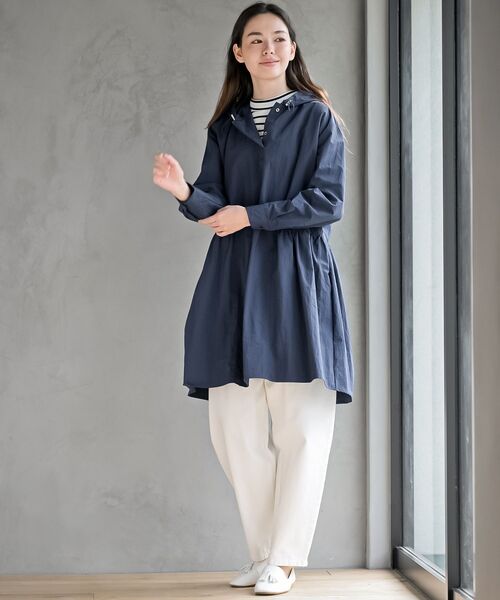 rps(アールピーエス)の「ナイロンフードワンピース(ワンピース・レディース・ベージュ/ネイビー/ライトカーキ・フリー)」の18枚目の写真