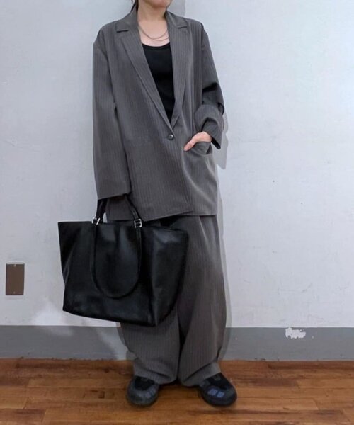 ear PAPILLONNER(イアパピヨネ)の「【ouchi企画】2ハンドルトートバッグ(トートバッグ・レディース・ブラック/グレー・FREE)」の4枚目の写真