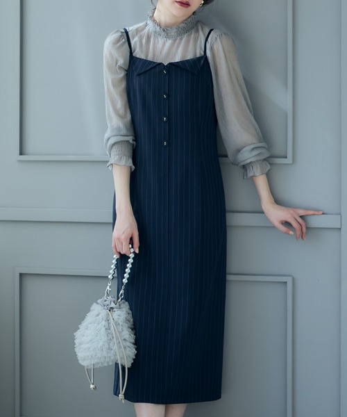 12Twelve Agenda（トゥエルブ　アジェンダ）の「フラップ衿キャミワンピース（ワンピース・レディース・グレー/ネイビー・M）」の2枚目の写真