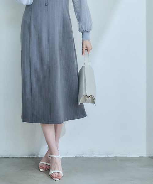 12Twelve Agenda（トゥエルブ　アジェンダ）の「フラップ衿キャミワンピース（ワンピース・レディース・グレー/ネイビー・M）」の7枚目の写真