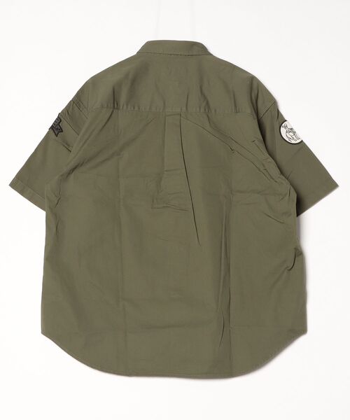 A BATHING APE(アベイシングエイプ)の「MULTI PATCH CPO SS SHIRT(シャツ/ブラウス・メンズ・オリーブ・LARGE/XX-LARGE/X-LARGE/MEDIUM)」の12枚目の写真