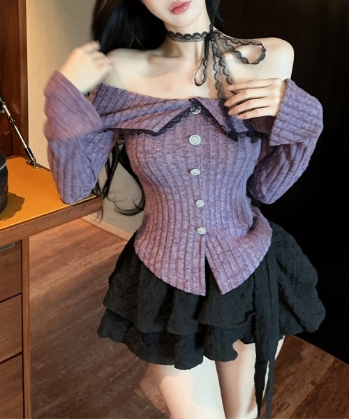 REMUR(レミュール)の「オフショルラメリブトップス レースチョーカー付き(ニット/セーター・レディース・パープル/グレイッシュブルー/ブラック・FREE)」の18枚目の写真