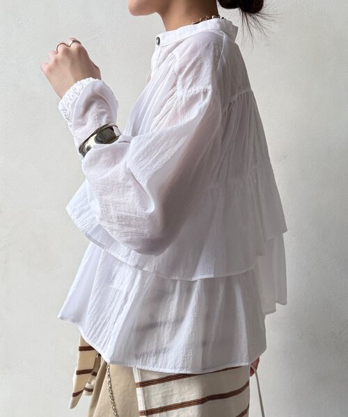 DouDou(ドゥドゥ)の「【完売カラー再追加!/WEB限定】ラッフルブラウス(シャツ/ブラウス・レディース・オフホワイト/グレー/ブラック/ブルー・FREE)」の17枚目の写真