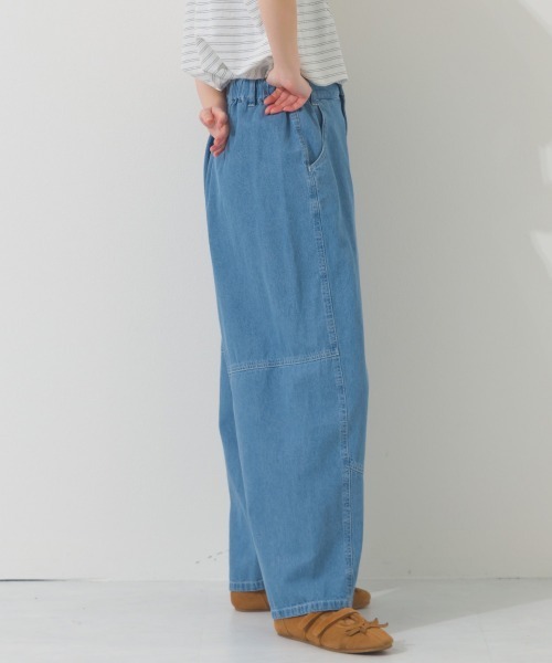 OMNES（オムネス）の「ウォッシュ加工切替バレルレッグデニムパンツ（デニムパンツ・レディース・ブルー/ライトブルー/インディゴブルー・MEDIUM/LARGE）」の5枚目の写真