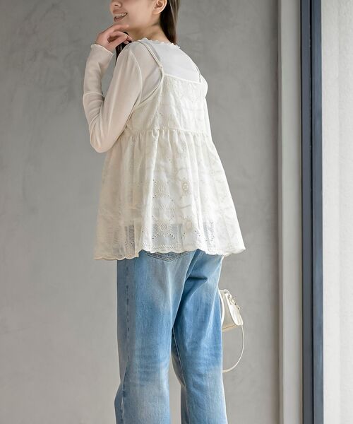 rps（アールピーエス）の「花柄刺繍前開きダブルリボンキャミソール（キャミソール・レディース・アイボリー・フリー）」の4枚目の写真