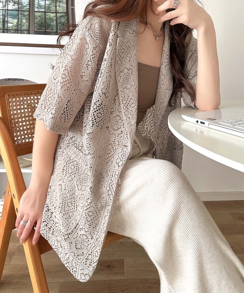 classicalelf(クラシカルエルフ)の「繊細なレースがつくる、大人のための“雰囲気服”。ポケットつきパネルレーステーラードジャケット(半袖)(テーラードジャケット・レディース・グレイッシュベージュ/ブラック/ブラウン・X-LARGE/SMALL/MEDIUM/LARGE)」の18枚目の写真