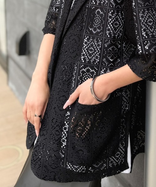 classicalelf(クラシカルエルフ)の「繊細なレースがつくる、大人のための“雰囲気服”。ポケットつきパネルレーステーラードジャケット(半袖)(テーラードジャケット・レディース・グレイッシュベージュ/ブラック/ブラウン・X-LARGE/SMALL/MEDIUM/LARGE)」の21枚目の写真
