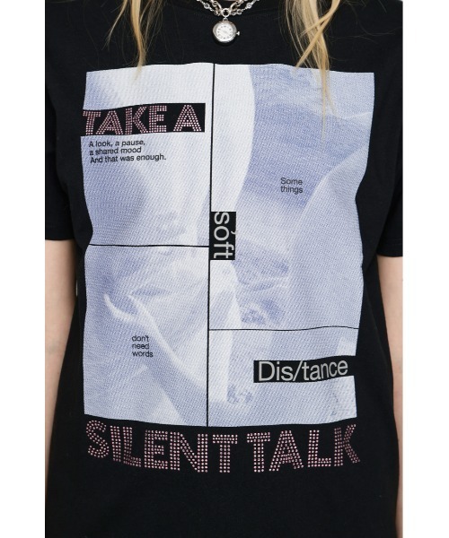 SLY(スライ)の「PHOTO & JEWEL MIX T/SH フォトアンドジュエルミックスTシャツ 春服 夏服(Tシャツ/カットソー・レディース・ブラック/ホワイト/ピンク・1/2)」の11枚目の写真