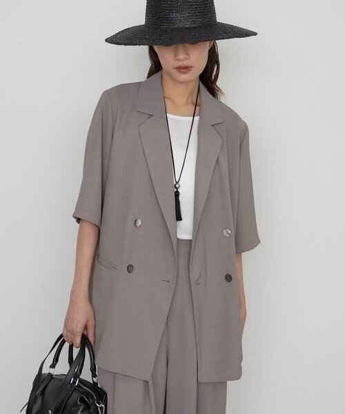LOUNGEDRESS(ラウンジドレス)の「《二の腕カバー/セットアップ》ハーフスリーブジャケット(その他アウター・レディース・キャメル/ブラック/グレー/ライトベージュ・FREE)」の19枚目の写真