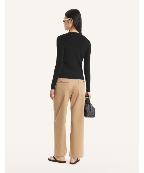 Maison Kitsune（メゾンキツネ）の「BABY FOX PLEAT RIB CARDIGAN（カーディガン/ボレロ・レディース・ベージュ/ブラック・XS/S/M/L）」の9枚目の写真
