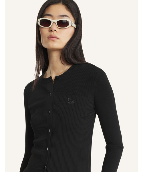 Maison Kitsune（メゾンキツネ）の「BABY FOX PLEAT RIB CARDIGAN（カーディガン/ボレロ・レディース・ベージュ/ブラック・XS/S/M/L）」の11枚目の写真