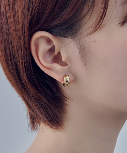 GOLDY(ゴールディ)の「【金属アレルギー軽減】ミニ デント フープ ワンタッチ ステンレス ピアス(ピアス(両耳用)・レディース・シルバー/ゴールド・FREE)」の8枚目の写真