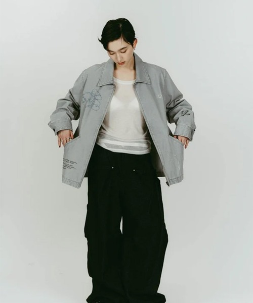 Knuth Marf(クヌースマーフ)の「embroidered jacket(unisex)(その他アウター・レディース・ベージュ/ブルー・FREE)」の19枚目の写真
