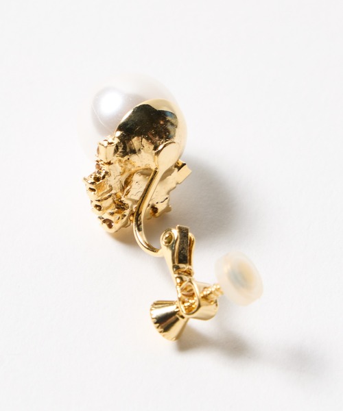 AIMER（エメ）の「大粒パール×ビジューイヤリング（イヤリング・レディース・ゴールド/シルバー・FREE）」の5枚目の写真