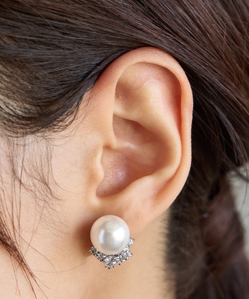 AIMER（エメ）の「大粒パール×ビジューイヤリング（イヤリング・レディース・ゴールド/シルバー・FREE）」の10枚目の写真