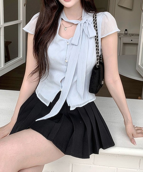 Girly Doll(ガーリードール)の「シアーパフリボンタイブラウス(シャツ/ブラウス・レディース・ライトブルー/オフホワイト・F)」の3枚目の写真