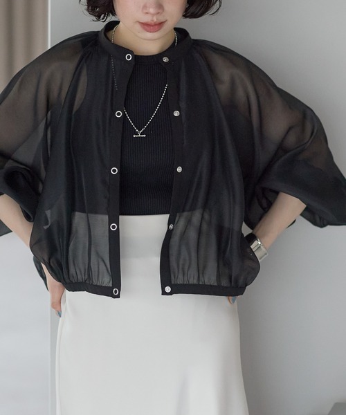 r.（アールドット）の「シアー　ギャザーブルゾン（ブルゾン・レディース・イエロー/ブラック/アイボリー・FREE）」の4枚目の写真