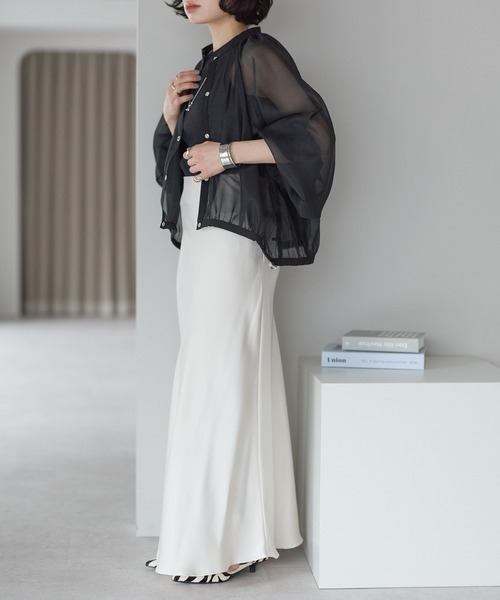 r.（アールドット）の「シアー　ギャザーブルゾン（ブルゾン・レディース・イエロー/ブラック/アイボリー・FREE）」の14枚目の写真