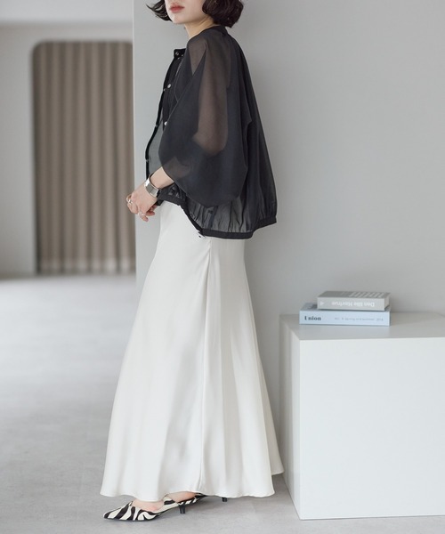 r.（アールドット）の「シアー　ギャザーブルゾン（ブルゾン・レディース・イエロー/ブラック/アイボリー・FREE）」の16枚目の写真