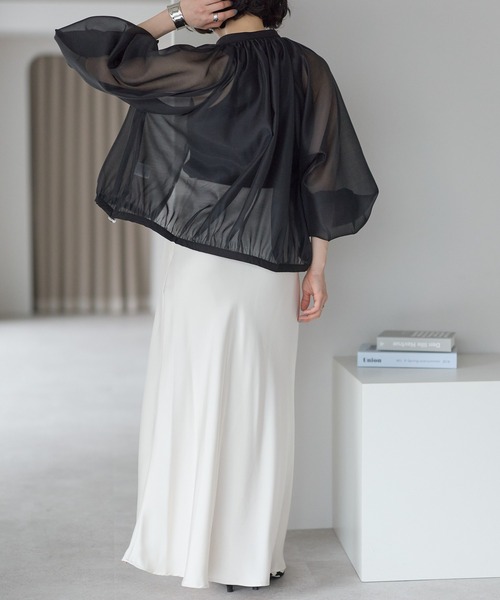 r.（アールドット）の「シアー　ギャザーブルゾン（ブルゾン・レディース・イエロー/ブラック/アイボリー・FREE）」の17枚目の写真