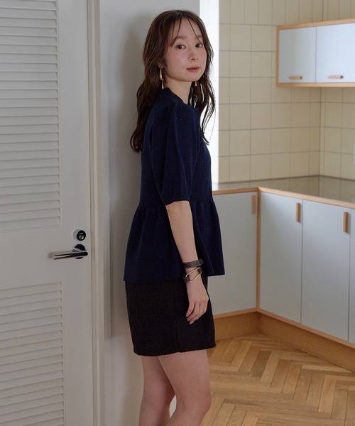 mideal(マイディール)の「sequin peplum polo knit / スパンコールペプラムポロニット(ニット/セーター・レディース・ベージュ/ネイビー/ブルーグリーン/スモークピンク・FREE)」の10枚目の写真