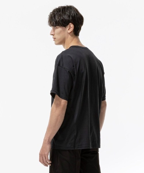 MIZUNO(ミズノ )の「ミズノ ストレッチソフトドライTシャツ(Tシャツ/カットソー・メンズ・ホワイト/ブラック・M/L/LL)」の6枚目の写真