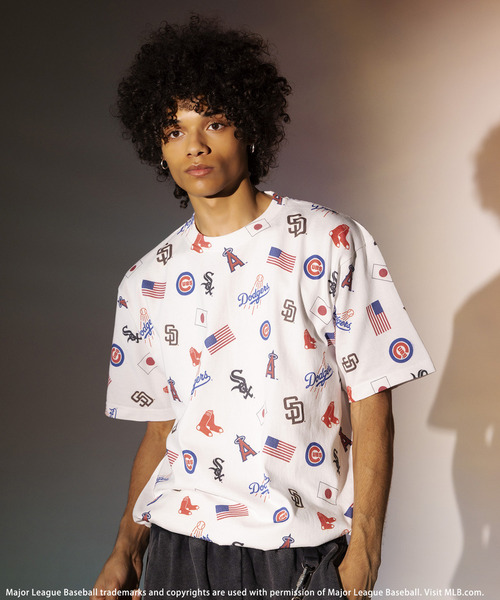 BACK TO THE FIELD（バック トゥー ザ フィールド）の「【MLB】All-over Print Tee（Tシャツ/カットソー・メンズ・ホワイト・MEDIUM/LARGE/XL/XXL）」の9枚目の写真