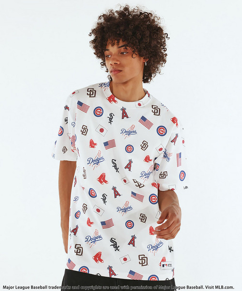 BACK TO THE FIELD（バック トゥー ザ フィールド）の「【MLB】All-over Print Tee（Tシャツ/カットソー・メンズ・ホワイト・MEDIUM/LARGE/XL/XXL）」の5枚目の写真