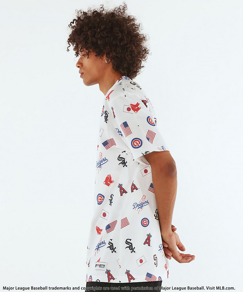 BACK TO THE FIELD（バック トゥー ザ フィールド）の「【MLB】All-over Print Tee（Tシャツ/カットソー・メンズ・ホワイト・MEDIUM/LARGE/XL/XXL）」の3枚目の写真