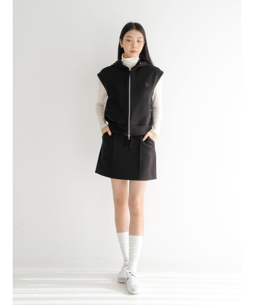 NITINA(ニティナ)の「クッションフードジップアップベストBK(ベスト・レディース・ブラック・MEDIUM/SMALL)」の7枚目の写真