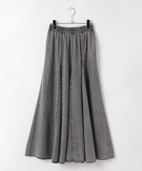 BAYFLOW（ベイフロー）の「[接触冷感付き]ライトオンスデニムフレアスカート（スカート・レディース・ブラック/サックスブルー・SMALL/MEDIUM）」の4枚目の写真