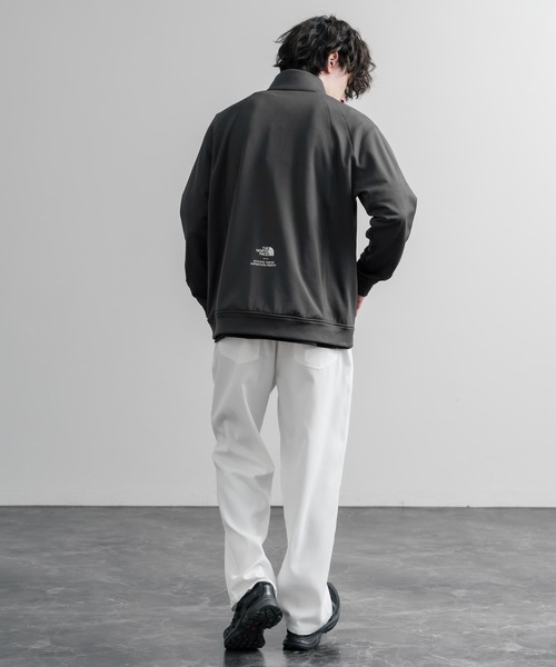 THE NORTH FACE(ザノースフェイス)の「THE NORTH FACE ザ・ノースフェイス M'S MOVE-FREE JACKET ワンポイントロゴトラックジャケット(ブルゾン・メンズ・チャコール/ブラック/ダークベージュ・L/XL/M)」の12枚目の写真