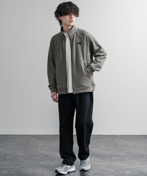 THE NORTH FACE(ザノースフェイス)の「THE NORTH FACE ザ・ノースフェイス M'S MOVE-FREE JACKET ワンポイントロゴトラックジャケット(ブルゾン・メンズ・チャコール/ブラック/ダークベージュ・L/XL/M)」の18枚目の写真