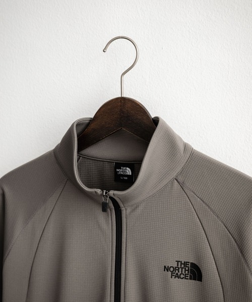 THE NORTH FACE(ザノースフェイス)の「THE NORTH FACE ザ・ノースフェイス M'S MOVE-FREE JACKET ワンポイントロゴトラックジャケット(ブルゾン・メンズ・チャコール/ブラック/ダークベージュ・L/XL/M)」の21枚目の写真
