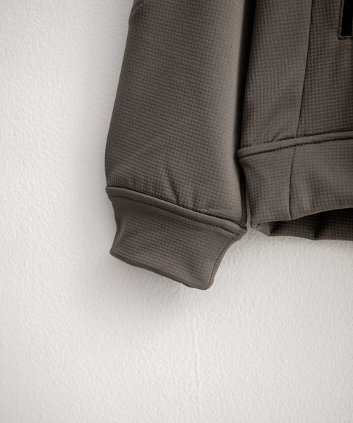 THE NORTH FACE(ザノースフェイス)の「THE NORTH FACE ザ・ノースフェイス M'S MOVE-FREE JACKET ワンポイントロゴトラックジャケット(ブルゾン・メンズ・チャコール/ブラック/ダークベージュ・L/XL/M)」の22枚目の写真