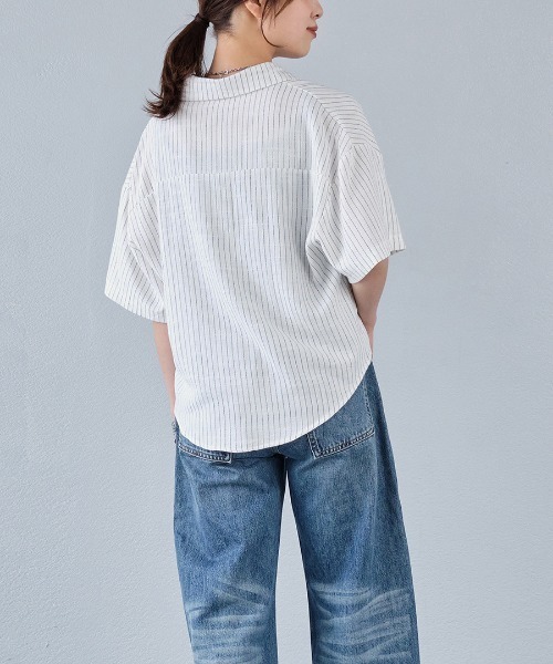 murea(ミュレア)の「フロントショート丈ストライプ半袖シャツ(シャツ/ブラウス・レディース・ベージュ/ブラック/ホワイト・FREE)」の9枚目の写真