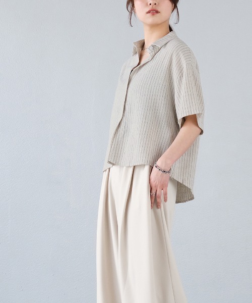 murea(ミュレア)の「フロントショート丈ストライプ半袖シャツ(シャツ/ブラウス・レディース・ベージュ/ブラック/ホワイト・FREE)」の19枚目の写真